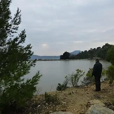 De La Bayorre * Hyères